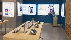 华为荣耀手机展柜