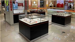 钟表柜台展示柜定做厂家